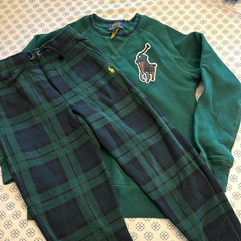 Great condition like new green polo tracksuit